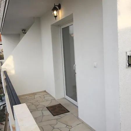 Spacious In A Quiet Neighborhood * Spalato